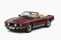 Aston Martin V8